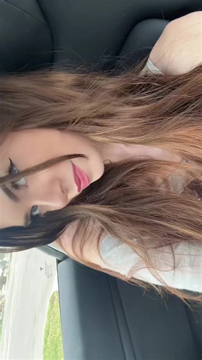 jayde (@jaydecrutledge)’s videos with Ni**as In Paris - JAŸ-Z & Kanye West