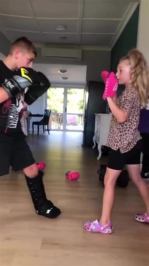 Boxing Training Tips for Kids: Overcoming Challenges