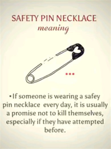 Stylish Safety Pin Necklace Design Ideas