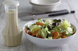 Copycat Houston's Buttermilk Garlic Salad Dressing