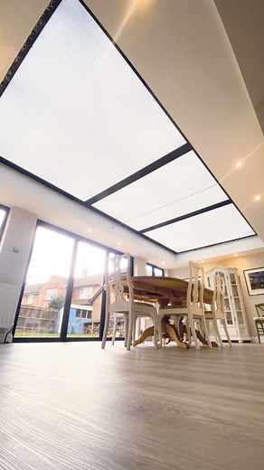 Side-to-side Lantern Roof Blinds 🤯 😱 Wow! It’s not often we get to install such a unique project like these XL orangery roof lantern blinds. Typically, we would use one or two horizontal blinds along the base of the lantern. However, due to this orangery requiring three blinds we opted for a stunning side-to-side operation. With Somfy™ electric blinds, these blinds are retracted with a simple click of a remote control so you can enjoy that skyview or shade your home simply and effectively. Get