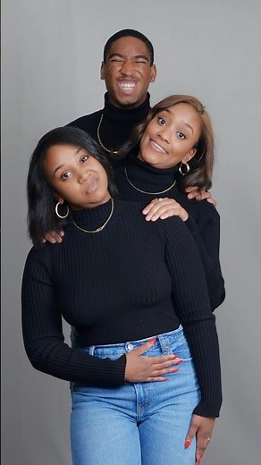 Awkward JCPenney Photoshoot w/ Siblings