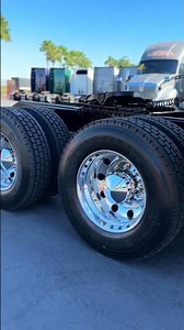 2023 KENWORTH T680 NEWGEN w/ ONLY 180K MILESus today!AVAILABLE