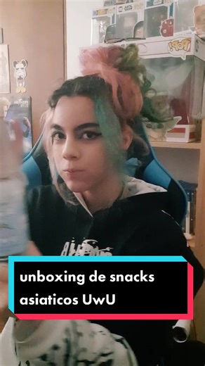 Unboxing del AWA DE UWU: Snacks Asiáticos Deliciosos
