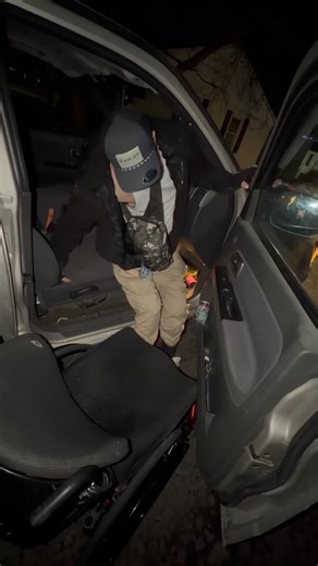 Aren Shafer on Instagram: "The transfer out is always the easiest one and I always use the floor board so it’s not as big of a drop! But here was the transfer out without my slide board. I used a slide board still 90% because I have a tailbone wound still and 10% because I haven’t done it enough 🤷🏻‍♂️. Anyways here’s yall go!!! 💪🏼💪🏼💪🏼#fypviralシ #transfer #handicap #viral #paraplegic"