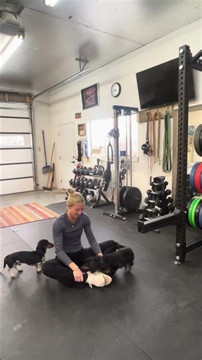 Frog pump #athomeexercise #glutesworkout