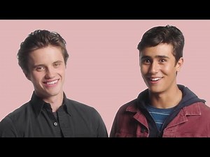 the best of: Love, Victor cast