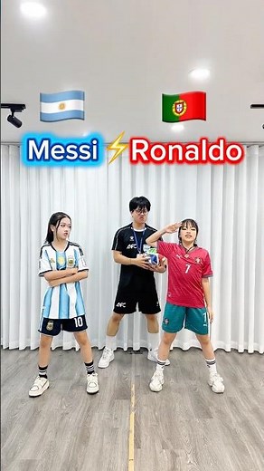 Messi🇦🇷vs Ronaldo🇵🇹: Who is the Real GOAT? 🐐 #worldcup #shorts