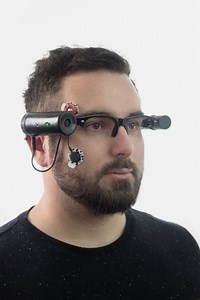 Pi Zero-Powered ‘Augenblick’ Wearable Camera Knows When You Blink, Takes Photos | #piday #raspberrypi @Raspberry_Pi