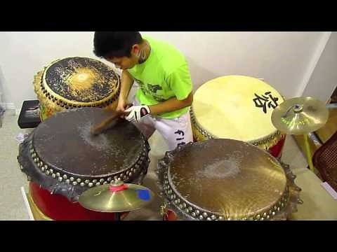 Traditional Chinese Drumming with 4 drums