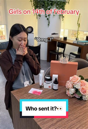 TikTok의 Village 11 Factory