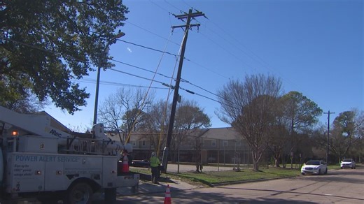 How to be prepared for power outages in Houston before the next hard freeze