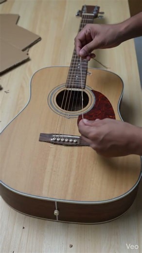 Simple cardboard se guitar possible hai? 😮
