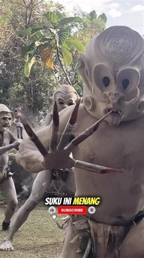 The scariest war strategy without weapons #shortvideo #shorts #papua