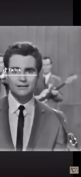 Champion Auctioneer. #auctioneer #auctionchant #fypシ #bidcalling #chant #talkfast #rapsong #cows #cattleauctioneer #fun