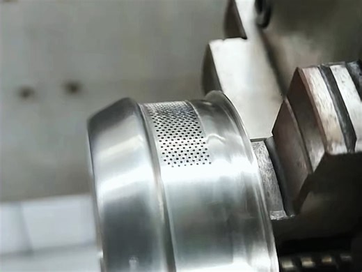 金属过滤网￼切割精密小孔，金属精密激光切割机#金属精密激光切割机#精密激光切割机#精密激光打孔机＃精密激光穿孔机