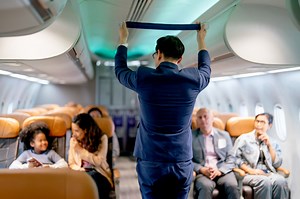 This Fraudster Took Over 120 Free Flights by Posing as a Flight Attendant
