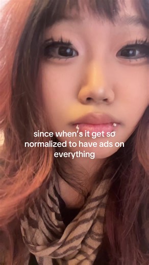 momo (@momolmao_)’s video of ads on tiktok