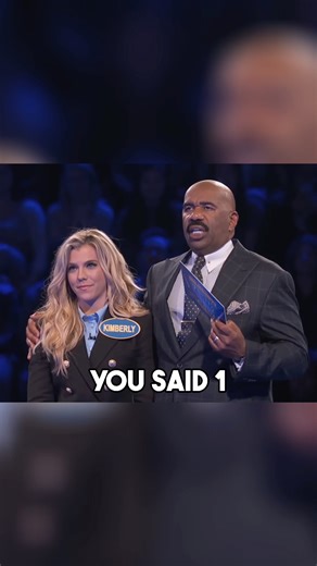 Kimberly From The Band Perry Leaves Steve Harvey Stunned on #CelebrityFamilyFeud | Fan Reviews