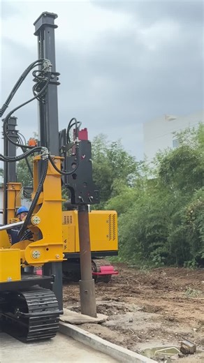 Track-Mounted Pile Driver: Expert Piling Performance and Global Support | Miao Miao posted on the topic | LinkedIn