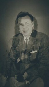 "She's Got You," famously recorded by Patsy Cline in 1962 and later associated with Jim Reeves, is a classic country song about the bittersweet aftermath of heartbreak. It highlights that while the narrator retains physical mementos of a past relationship (records, pictures, a ring), the new lover has the person—the love and affection itself—making the items worthless… | Legendary Country Home