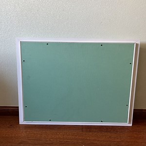 [Hot Item] Baier Linyi City New Product Gypsum Board Access Panel with Space Save Push Lock