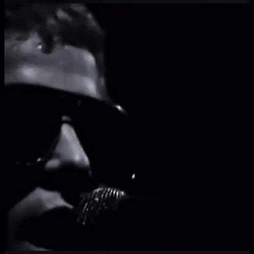 Lou Reed, Perfect Day with The Velvet Underground and Nico. Great song. #velvetunderground #loureed #loureedforever #rocknroll #rock #musiclovers #music #perfectday #loureedtribute #andywarhol | David Eiwob