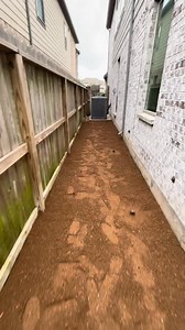 Turning a Narrow Space into a Beautiful, Usable Walkway 🌿 #beforeandafter #gravelwalkway #pavers #sideyardtransformation #landscaping #gardeninspiration #walkwaydesign #outdoorliving #modernlook #functionalspace #steppingstones #lowmaintenance #yardgoals #fenceandgarden #brickhouse #fyp #edensdarden | Eden's Garden