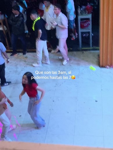 hasta llegar con el pan para el desayuno JAJAJAJA #foruyou #mood #piura #fiesta #fiesta #vibra #amanecida #Viral