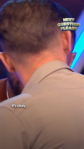 Down to the last box of the round… Is this the one that will make a Deal or No Deal jackpot winner? 👀 #DealorNoDeal #StephenMulhern #Jackpot #NextQuestionPlease | Next Question Please