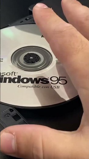 He instalado Windows 95 en un portátil de los 90