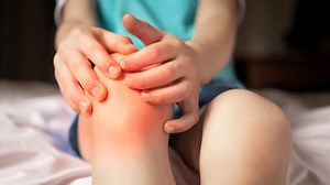 Osteocondrite dissecante: perché si forma un “buco” nel ginocchio e come si cura
