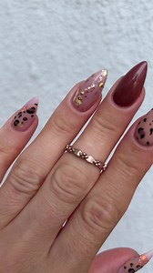 160K views · 3.7K reactions | We love a mixture of rich browns and beige, with just a hint of sparkle! This nail art is a perfect option for anyone looking for a bit of glamour this Autumn!✨ #nailsoftheday #nailtech #nailart #nailswag #glitterbelsbiab #nailinspo #naildesigns #glitterbelsgelpolish #glitterbels #glitterbelsbuildergel #glitterbelstrainingacademy #nailpolish #nails | Glitterbels | Facebook