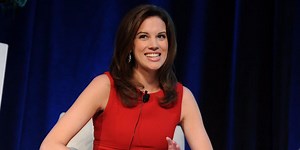 Where is Kelly Evans from CNBC now? Wiki: Husband, Salary, Wedding
