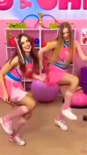 Small Girl, Big Moves! USA Viral Dance 🔥 #lyrics #dance #krump #youtubecoppa #justintonation #mattyb