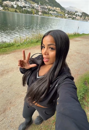 LA CETACEA🐳 (@la.cetaceass)’s videos with BATELO - DJ Hazel Mty