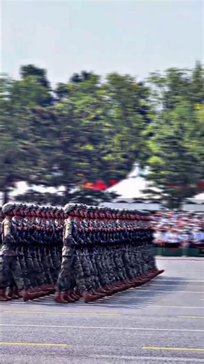 Most Disciplined Army? 😱 China Military Parade 😈 #military #militarypowe #vairalshorts #china #china