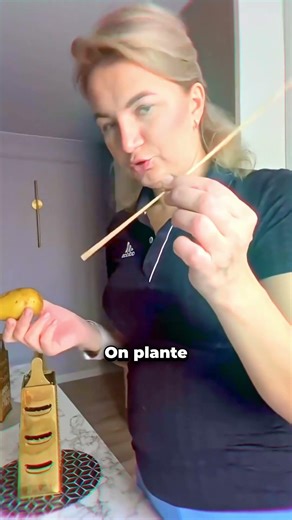 Elle ne savait pas comment utiliser cette râpe