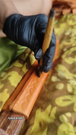 making motifs on leather sheaths #knifesheath #woodworking