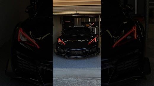 Sinister looking C8 Corvette Z06 😈