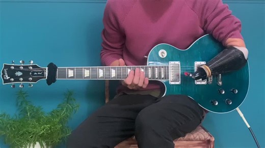 One Handed Guitar Solo: Sum 41 - Handle This