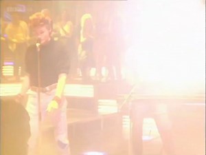 A-Ha - Take On Me (Top Of The Pops) (1986) | Classic's