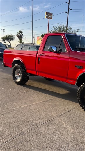1995 FORD F150 on Instagram: "Está,porque me gusta su pelo🤪#parati #viralvideo #1995 #mexico #red"