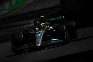 "When two dogs fight over a bone, the third goes with it" - Dutch driver feels Mercedes has potential to fight at front provided they 'come right soon'