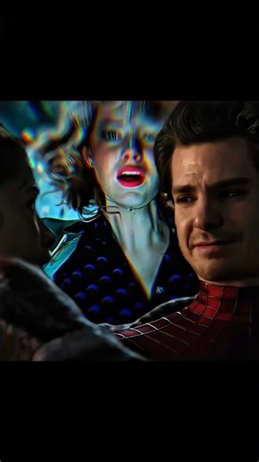 He still misses Gwen...the eyes never lie💔