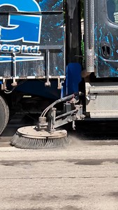 We keep job sites clean without getting in the way of the work! 🧹🧹🧹 📞 905.857.5756 • #Sweeper #CleanSweep #Sweeping #WorkTruck #XBroom | A & G The Road Cleaners Ltd