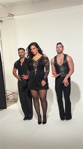 International supermodel Ashley Graham makes her Broadway debut as Roxie Hart in CHICAGO, now through May 25! | Chicago The Musical