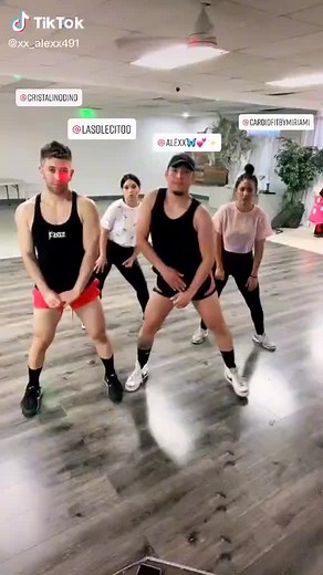 37K views · 323 reactions | Dame tu Cosita  #dametucositachallenge #tiktokviral #funny #Dance #style #popularvideo #bailando #fun | Cardio Fit Beauty Me | Facebook