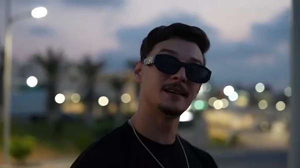 Cheb Seifou 2025 | La Distance عايشها ستراس - Ft Mounder Vegas | Clip Officiel