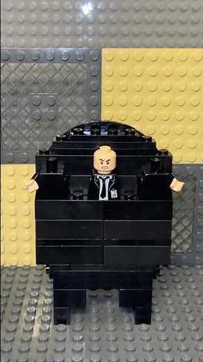 Building LEGO Kingpin!🤩